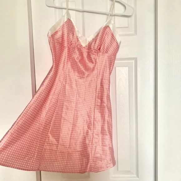 Vintage Victoria Secret Lingerie Slip - Picture 2 of 11